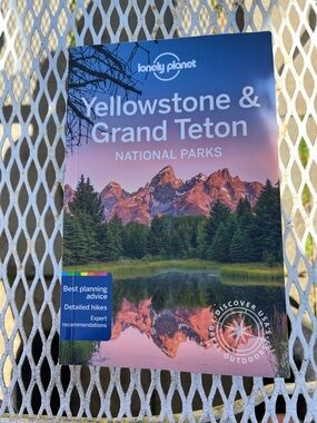 Lonely Planet Yellowstone & Grand Teton Guidebook - Pink/Purple/Blue Cover
